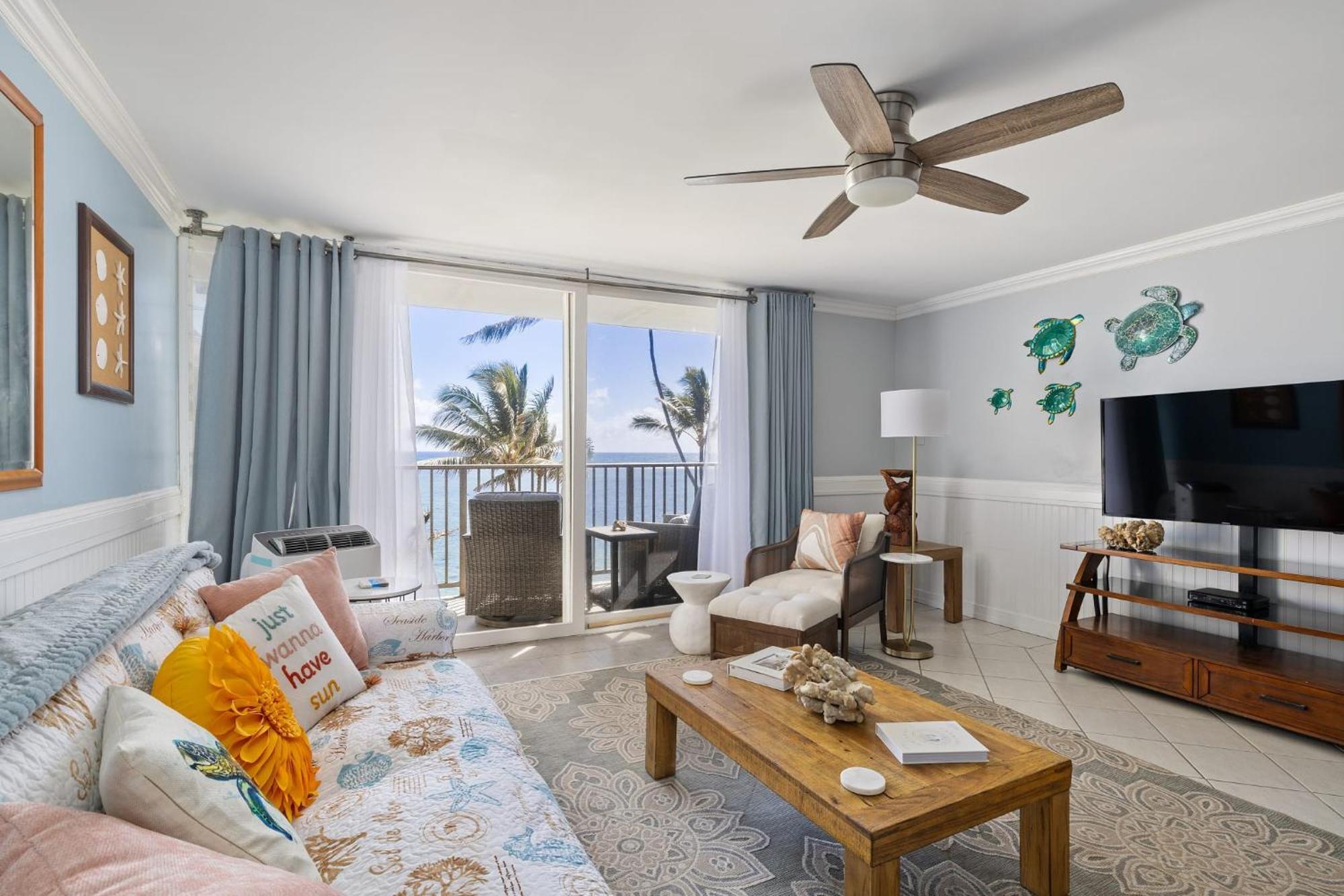 Pats At Punalu'U - Beachfront Condos Hau'ula 외부 사진